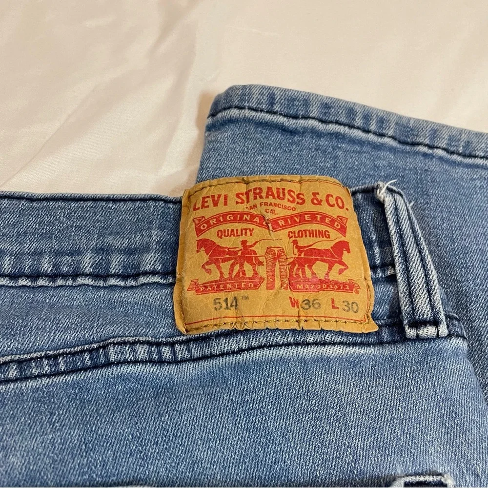 Levis 514 Mens Straight Fit Jeans Light Wash Blue Denim‎ 36x28 00514-1285